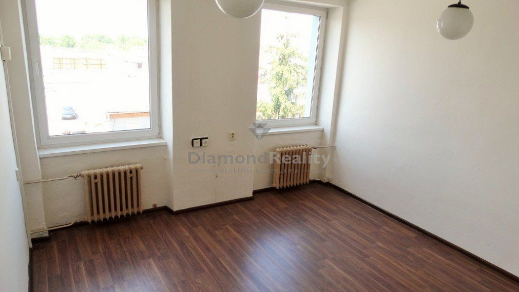 Na prenájom kancelárske priestory,18m2 Košická, Prešov