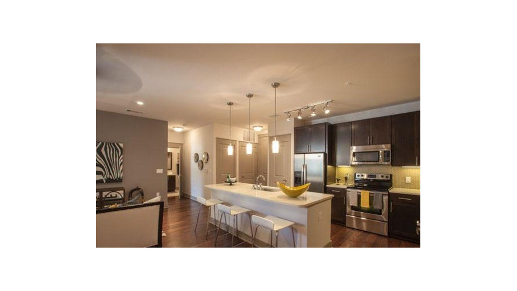 Na predaj kompletne zrekonštruovaný 2 izbový byt , Hlavná ul., Košice –Staré mesto