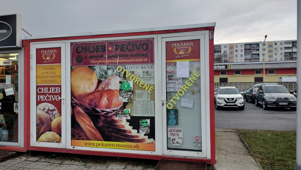 Na predaj  stánok  vhodný aj ako zahraný domček