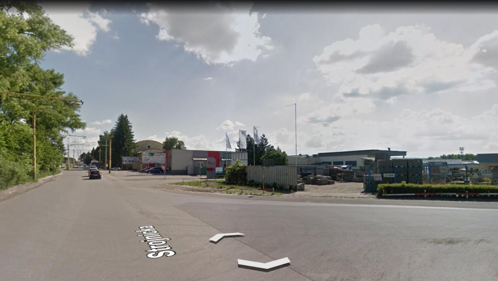 Na  prenájom spevnená plocha