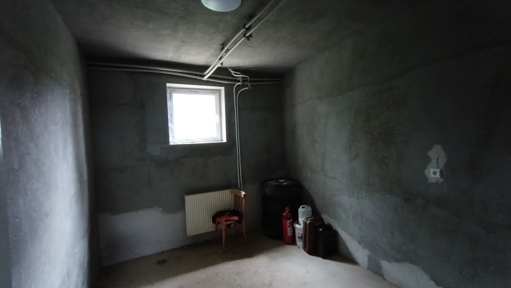 Na prenájom objekt na podnikateľské účely, skladovanie  Cabaj- Čápor