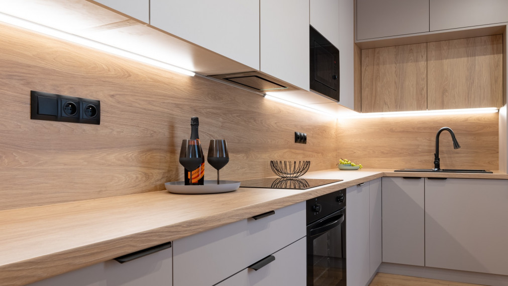 PREDANÝ - PREDAJ 2 IZBOVÝ BYT S KOMOROU A LODŽIOU NA ULICI RUŽÍNSKA, KOŠICE - ZÁPAD PO REKONŠTRUKCII