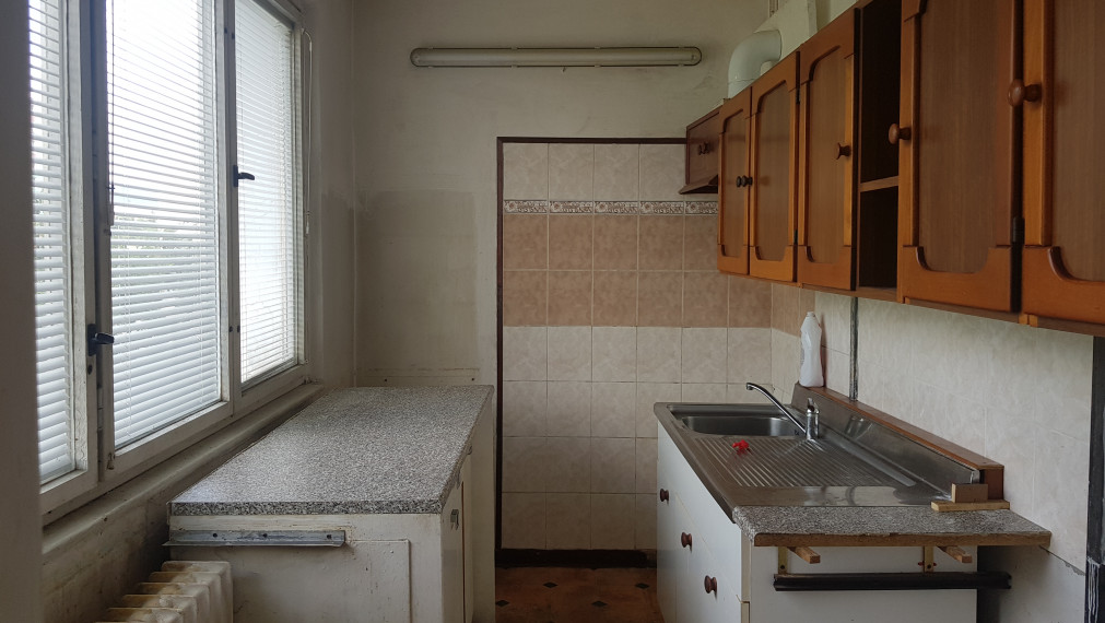 REZERVOVANÝ - Na predaj 3 - izbový byt na Terase, ulica Rožňavská (Košice - Západ)