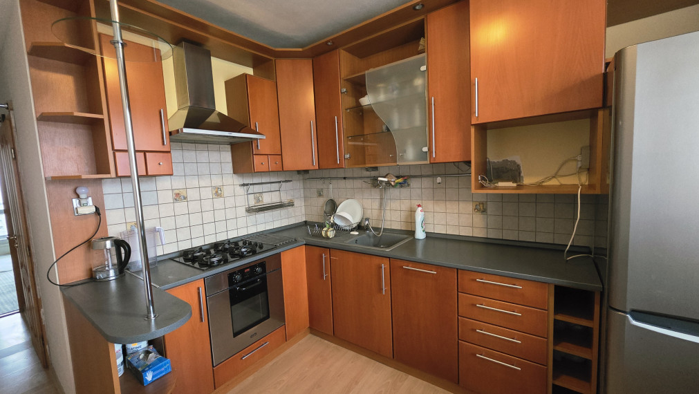 NA PREDAJ 3 - IZBOVÝ BYT S LOGGIOU, BRUSELSKÁ ULICA , ŤAHANOVCE