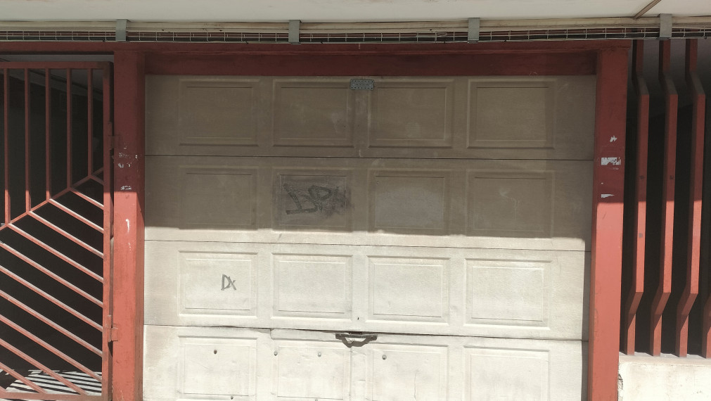 Ponúkam na predaj  GARÁŽ na Sídlisku Ťahanovce.