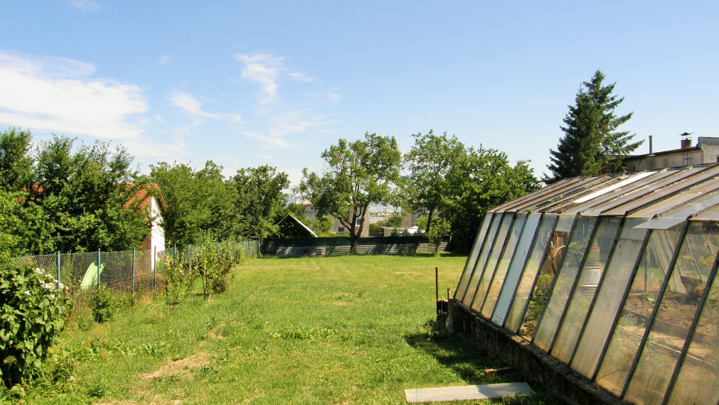 Slnečný stavebný pozemok v lukratívnej časti Košíc