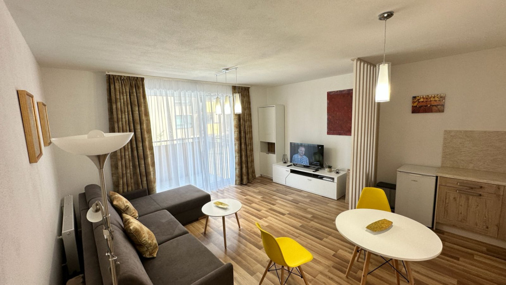 Na prenájom nový 1 izbový byt, balkón, Pri parku, Senica.