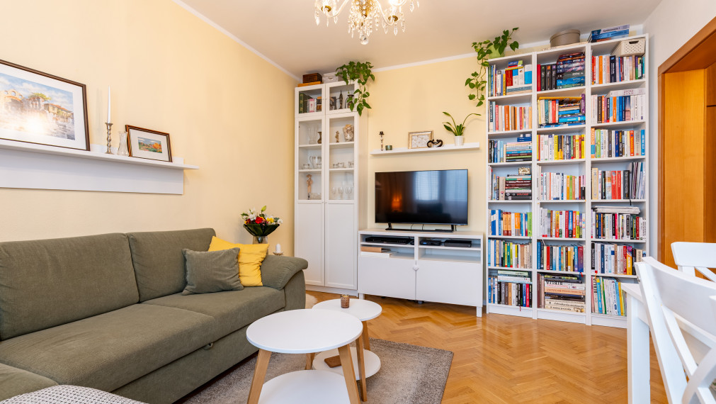 REZERVOVANÝ ZREKONŠTRUOVANÝ 3 IZBOVÝ BYT S LODŽIOU