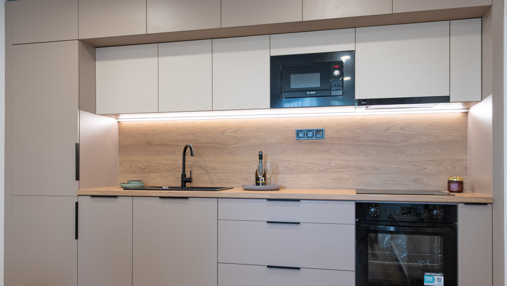 Na predaj 1,5 izbový byt po kompletnej rekonštrukcii, Tolstého ulica, Košice - Sever