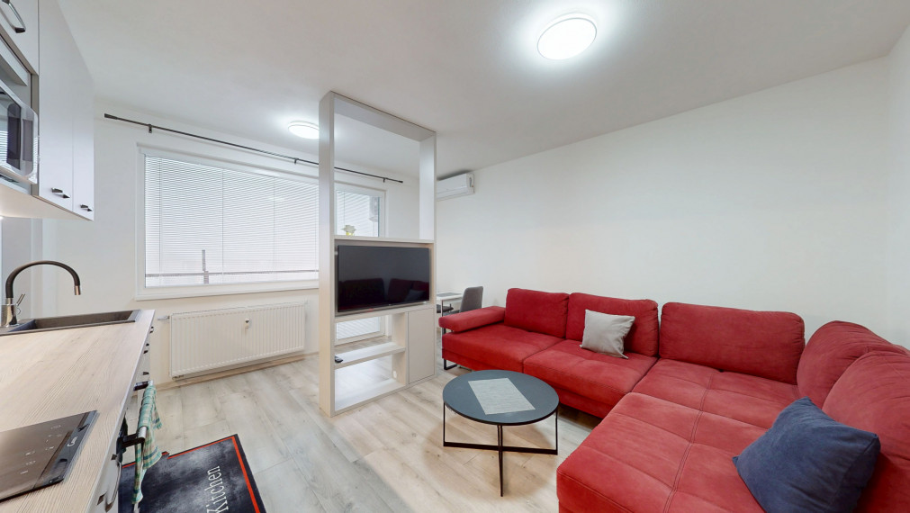 Na predaj pekný, prerobený 2 izbový byt, ulica Húskova, Košice - Sídlisko KVP