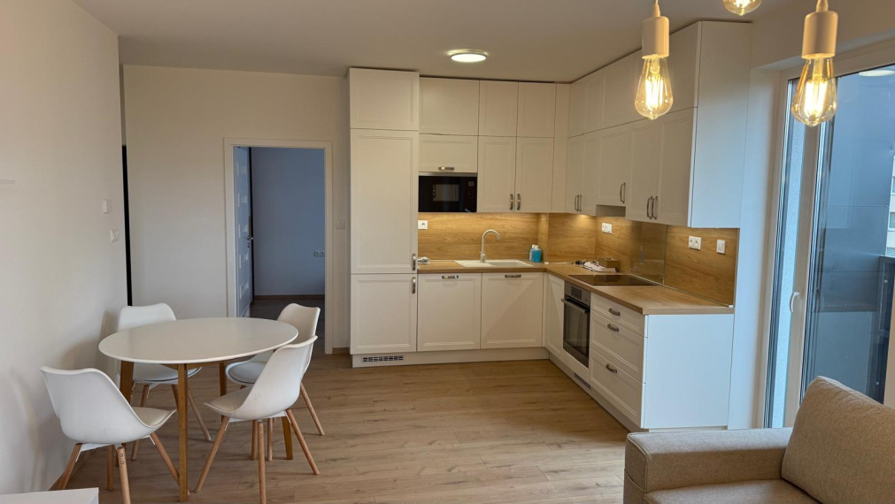 Na prenájom nový 2,5 izbový byt, terasa, Mikovíniho, Trnava