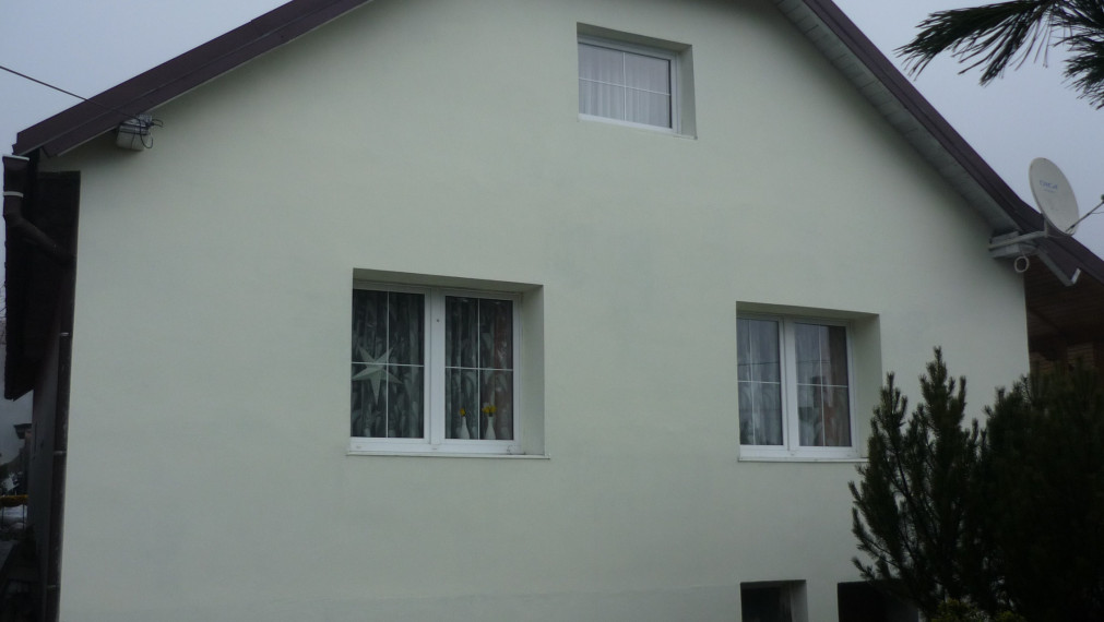 NA PREDAJ RODINNÝ DOM S 3 BYTOVÝMI JEDNOTKAMI, OBEC TELGÁRT