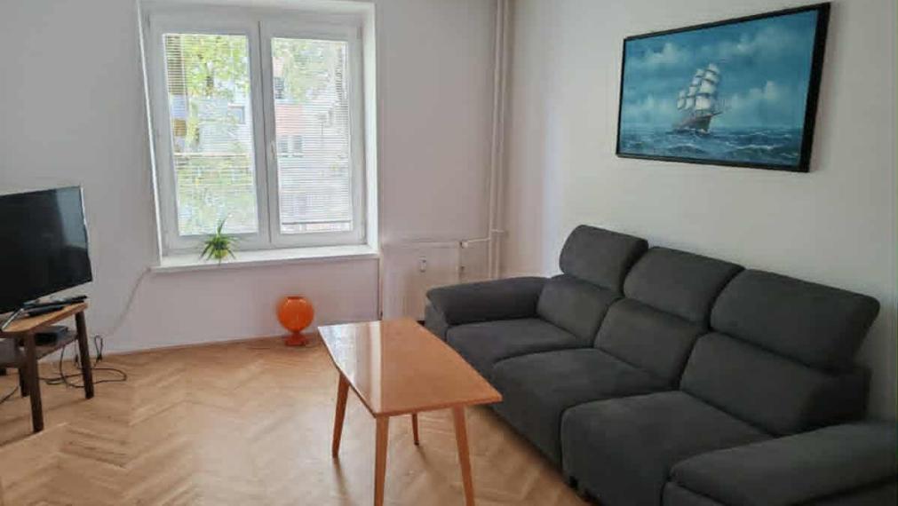 Na prenájom moderný 2 izbový byt, Czambelovej ulici v centre Košíc