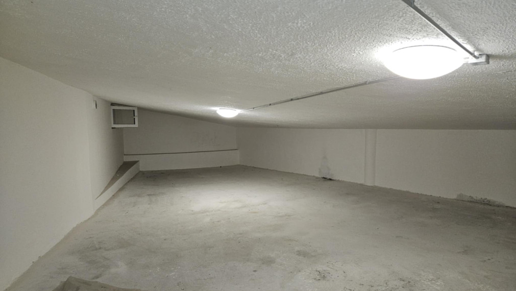 Na prenájom sklad na Levočskej ul. v Prešove bonus parkovanie pre jedno auto v podzemnej garáži zdarma.