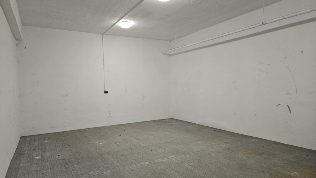 Na prenájom sklad na Levočskej ul. v Prešove bonus parkovanie pre jedno auto v podzemnej garáži zdarma.