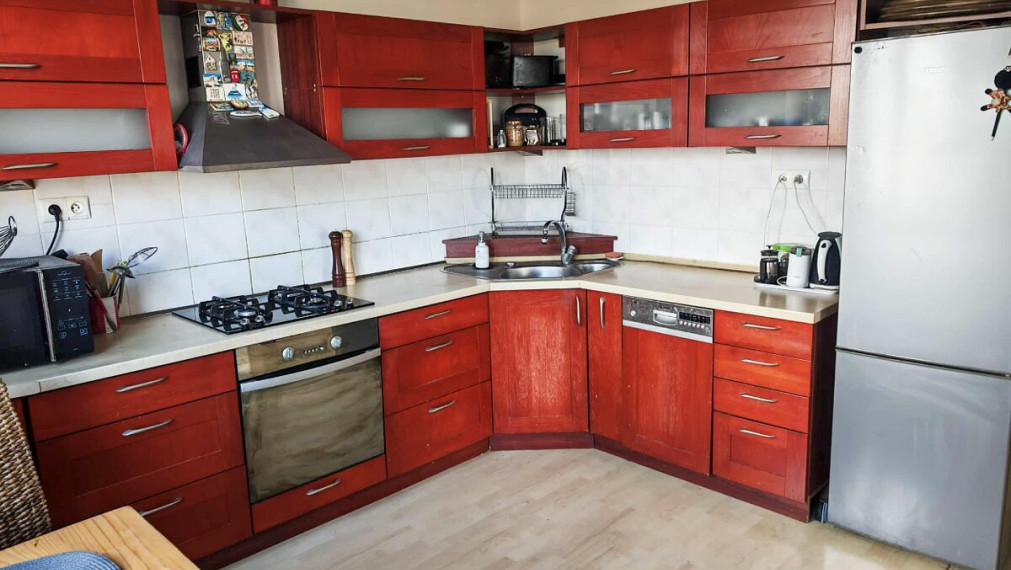 NA PREDAJ VEĽKÝ ZREKONŠTRUOVANÝ 2 IZBOVÝ BYT | 58m2 + LOGGIA