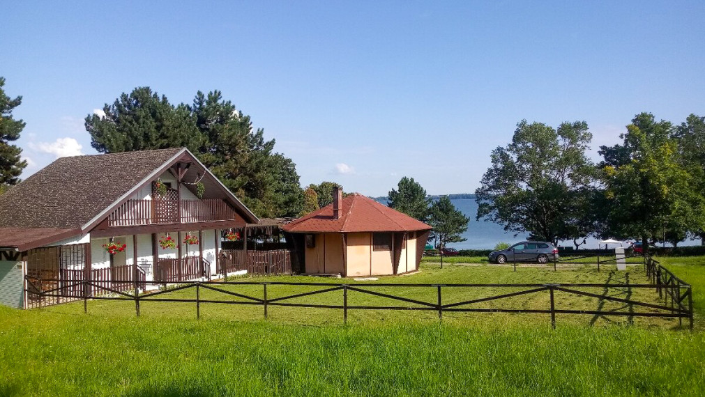 NA PREDAJ CHATA S POZEMKOM PRI PLÁŽI | ZEMPLÍNSKA ŠÍRAVA