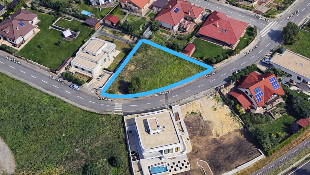 NA PREDAJ POZEMOK PRE RODINNÝ DOM S NÁDHERNÝM VÝHĽADOM