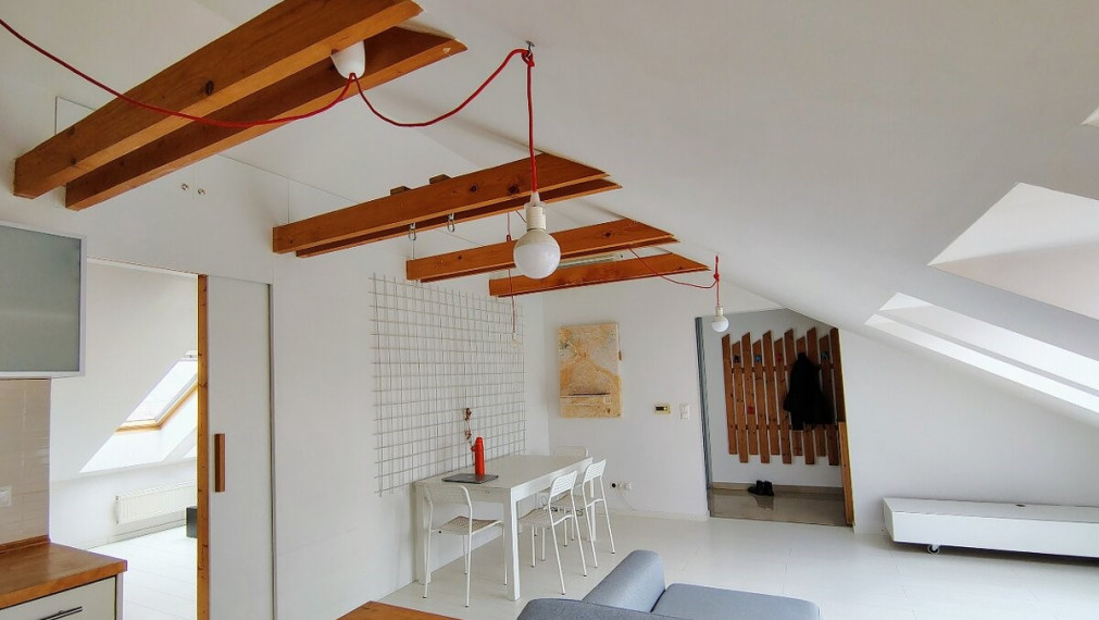 Na prenájom zariadený 2 izbový byt, ul. d. Sandtnera, Pezinok