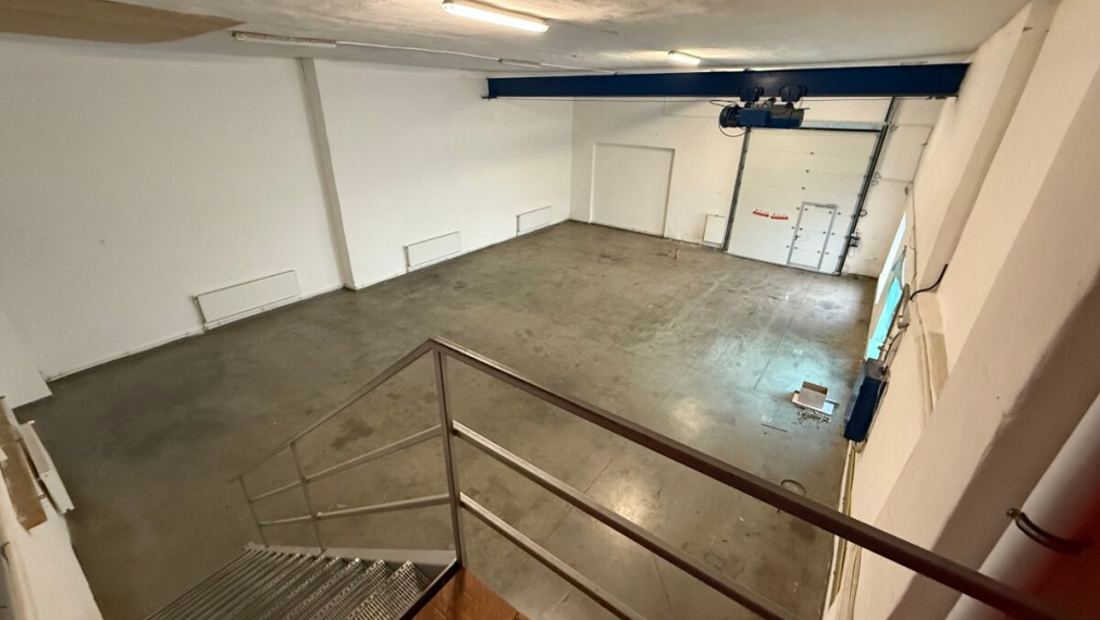 Na prenájom sklad s kanceláriou na Jesennej ul. v Prešove