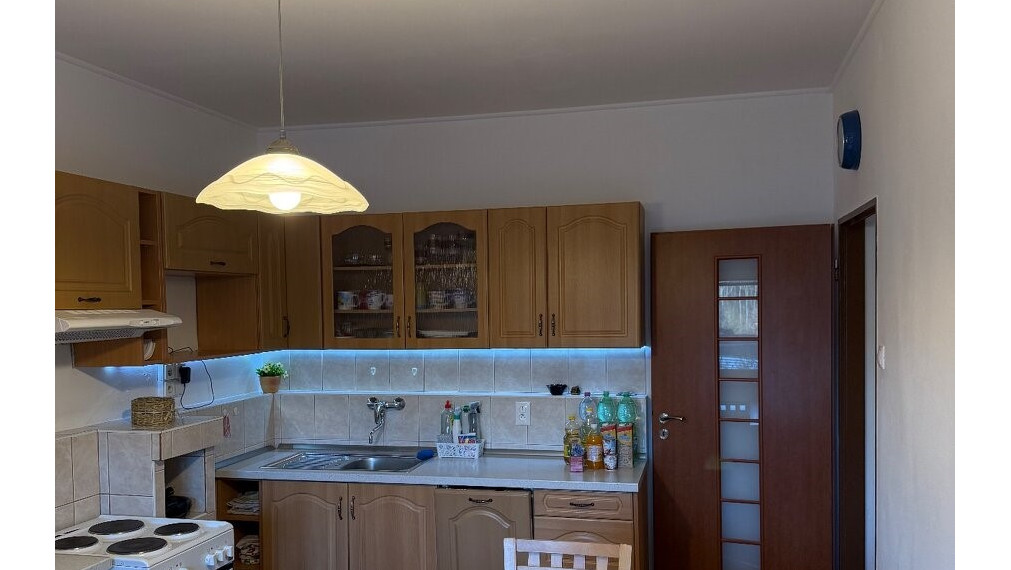 Na prenájom veľký 3 izbový byt, Horné Orešany, Majdánske