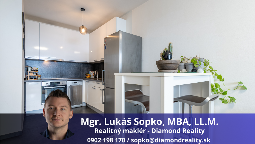 NA PREDAJ PEKNÝ A MODERNÝ 2-IZBOVÝ BYT | ZELENÁ STRÁŇ