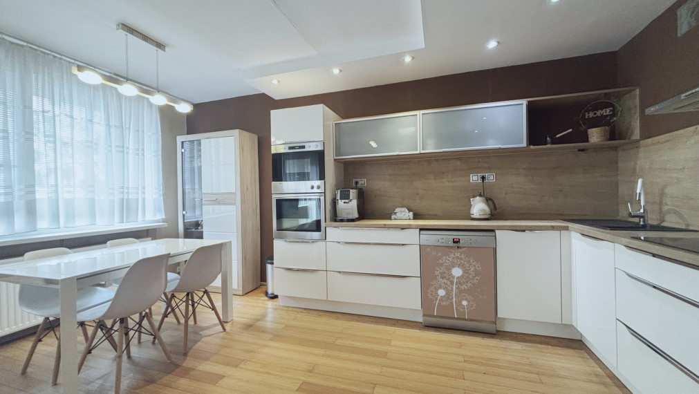 Na predaj 3 izbový byt, Kežmarská ulica, Košice - západ