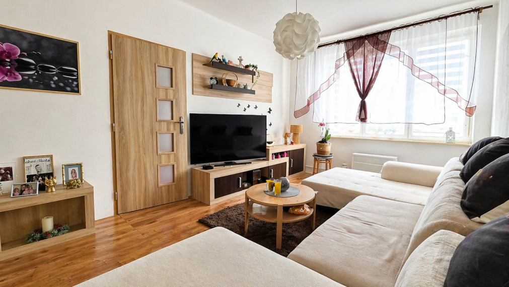 NA PREDAJ 3 IZBOVÝ BYT PO REKONŠTRUKCII | 64 m² | PRAKOVCE