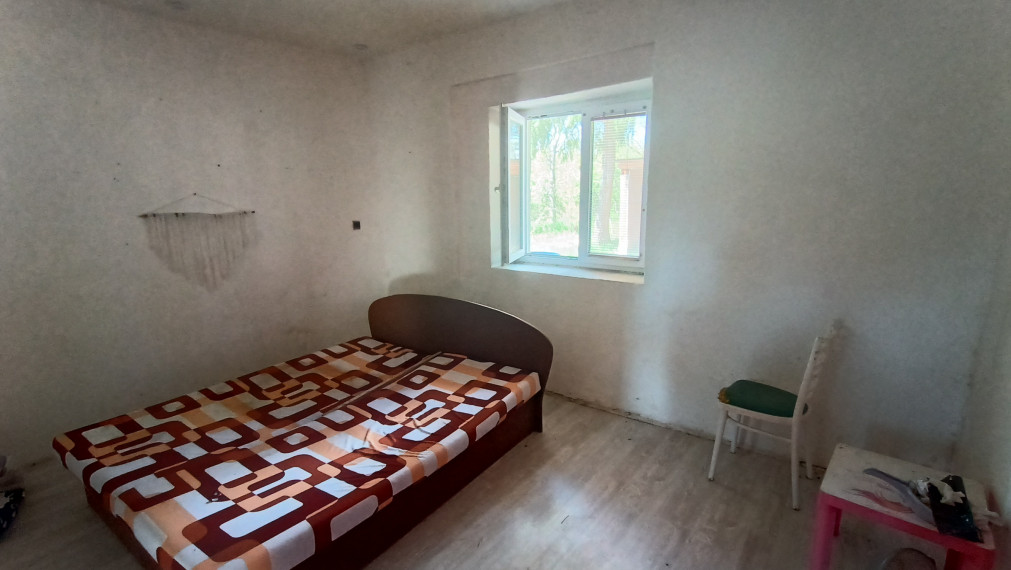 NA PREDAJ: ŠTARTOVACÍ DOM ALEBO INVESTIČNÁ PRÍLEŽITOSŤ VO VRÁBĽOCH – ZA VÝBORNÚ CENU!