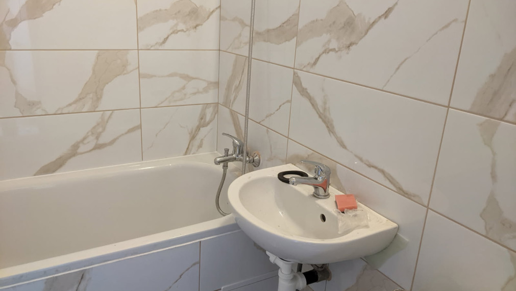 Na prenájom pekný zariadený 1 izbový byt, ul. Slottu, Trnava