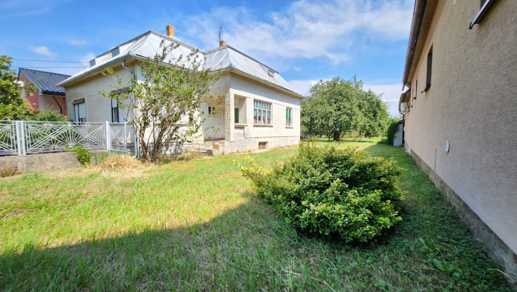Michalovce, Močarianska - Skvelá príležitosť na bývanie aj podnikanie 7696m2