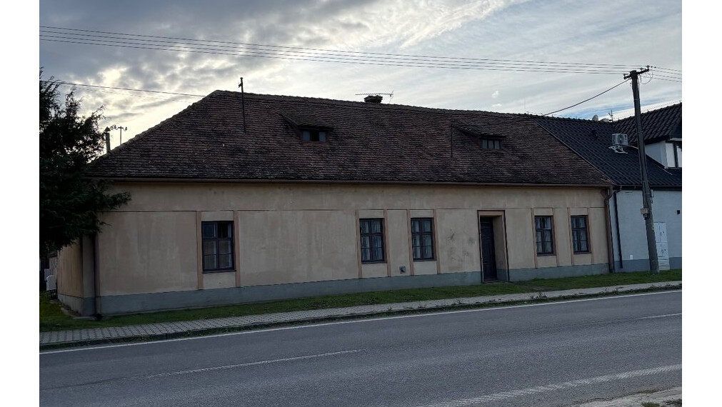 Na prenájom 3 izb skladový priestor pri Trnave, obec Boleráz