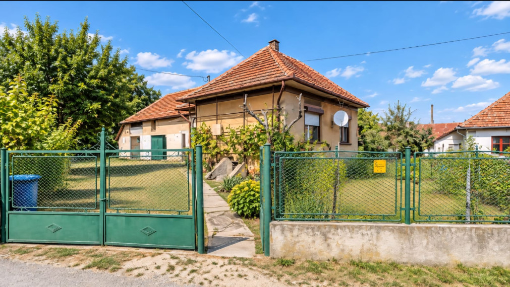 BÓDVASZILAS – DOM S POTENCIÁLOM NA 809 m² POZEMKU, LEN PÄŤ MINÚT OD TURNE