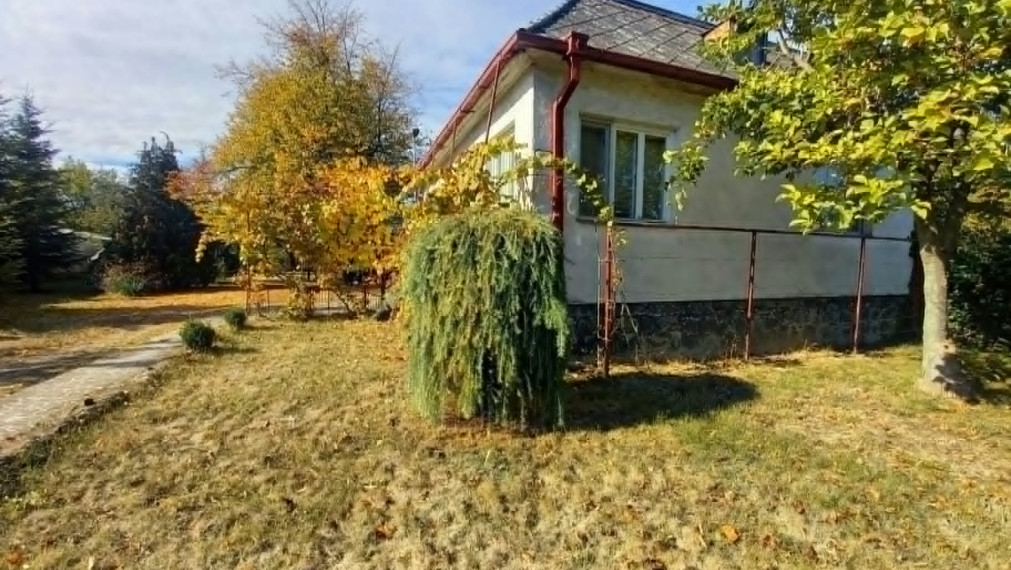 Rodinný dom s veľkým pozemkom a možnosťou výstavby