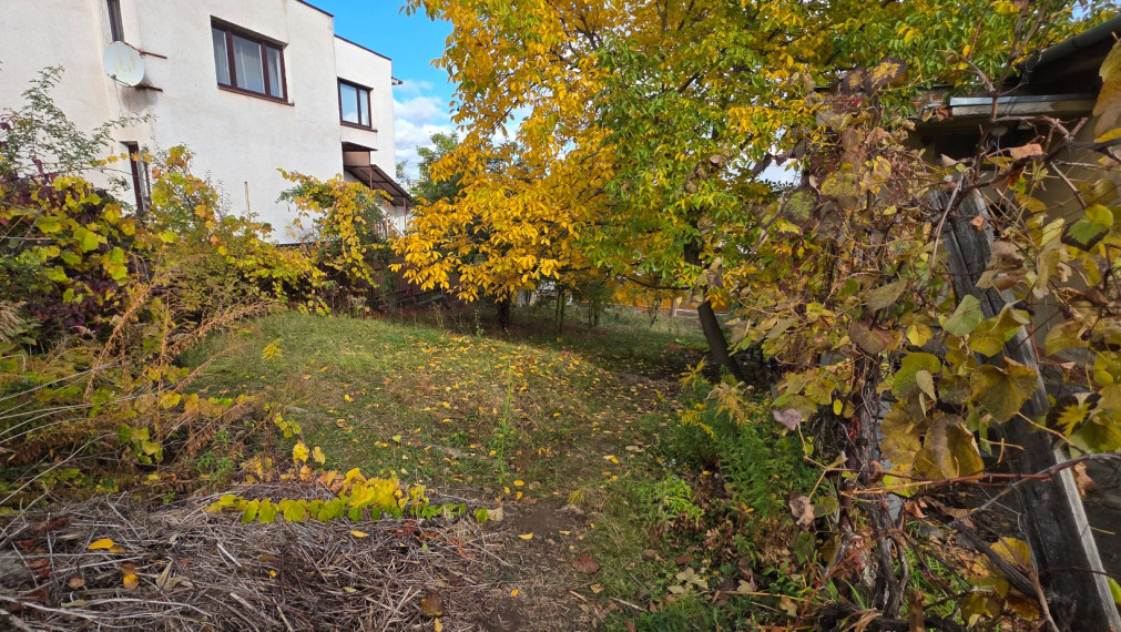 Na predaj pozemok, Košice - JUH, 384 m2