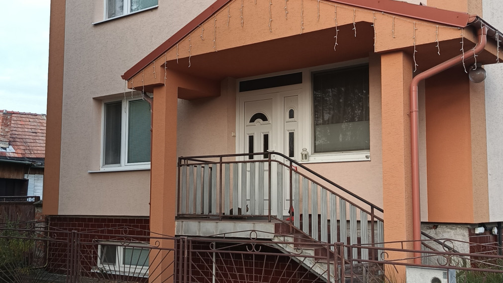 Ponúkame na predaj útulný rodinný dom v obci Beladice – ideálne bývanie pre rodinu!