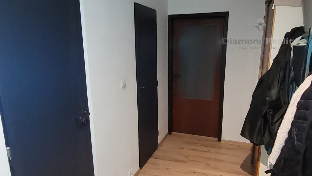 Na predaj 2 izbový byt na ulici Školská , Veľký Šariš okres Prešov