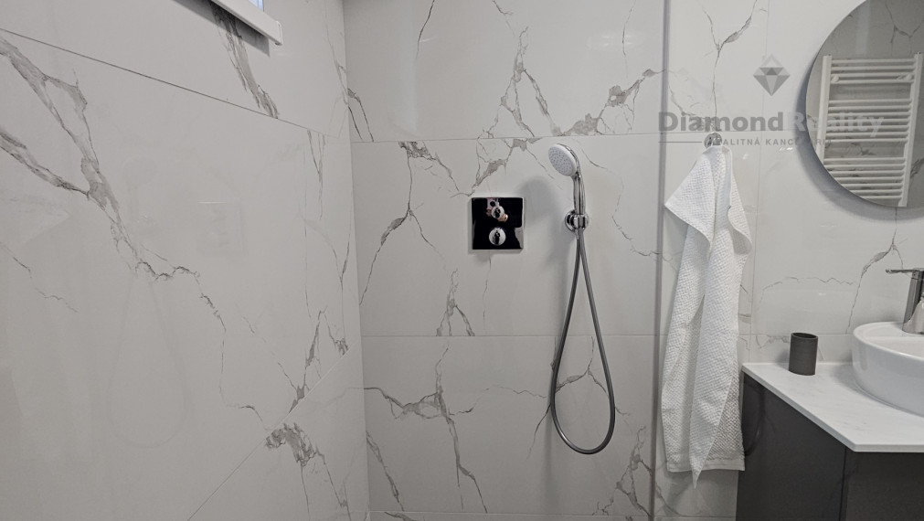 Na prenájom 2 izbový byt na Inoveckej ulici, Košice - Západ