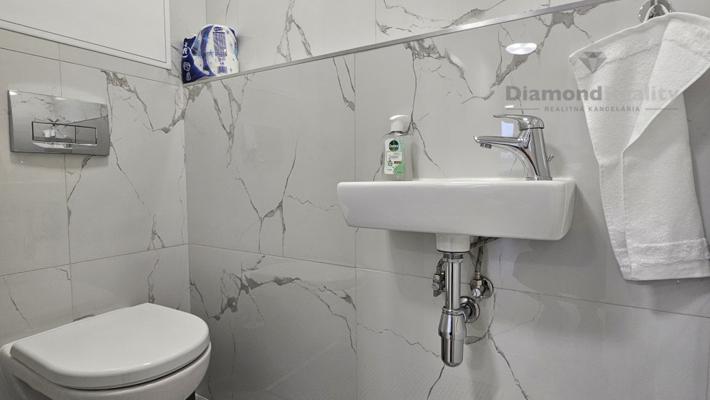 Na prenájom 2 izbový byt na Inoveckej ulici, Košice - Západ