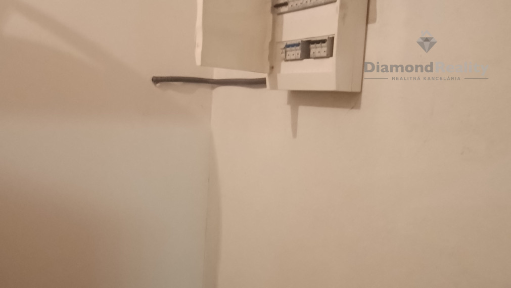 Na predaj  rodinný dom v malebnej obci Svätoplukovo