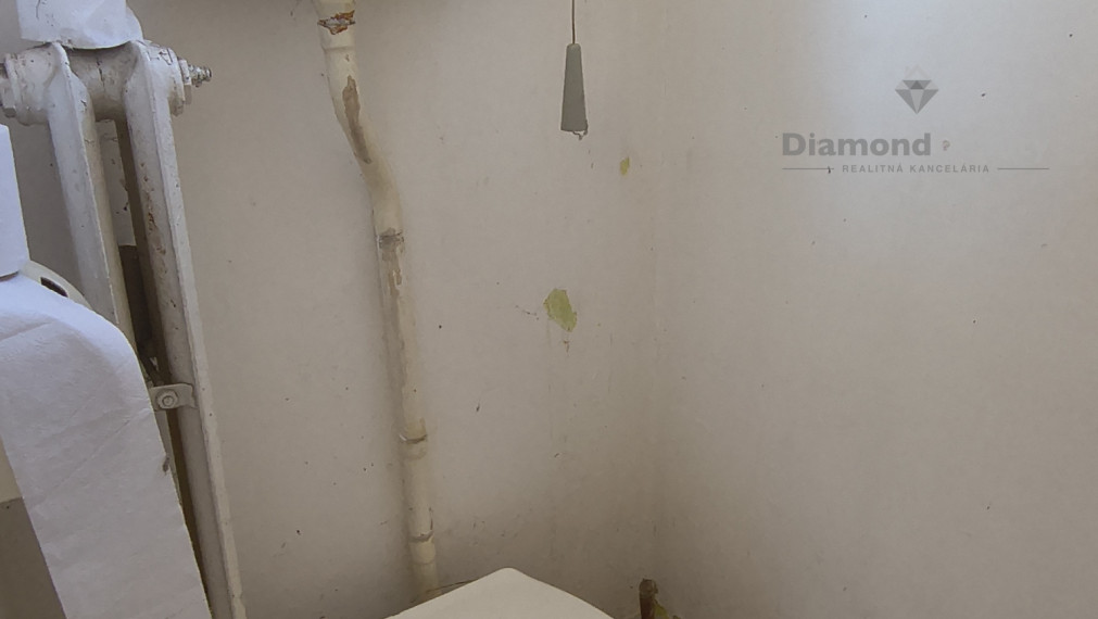 3-izbový rodinný dom s pozemkom 10 118 m² v Cabaj-Čápore – Pereš
