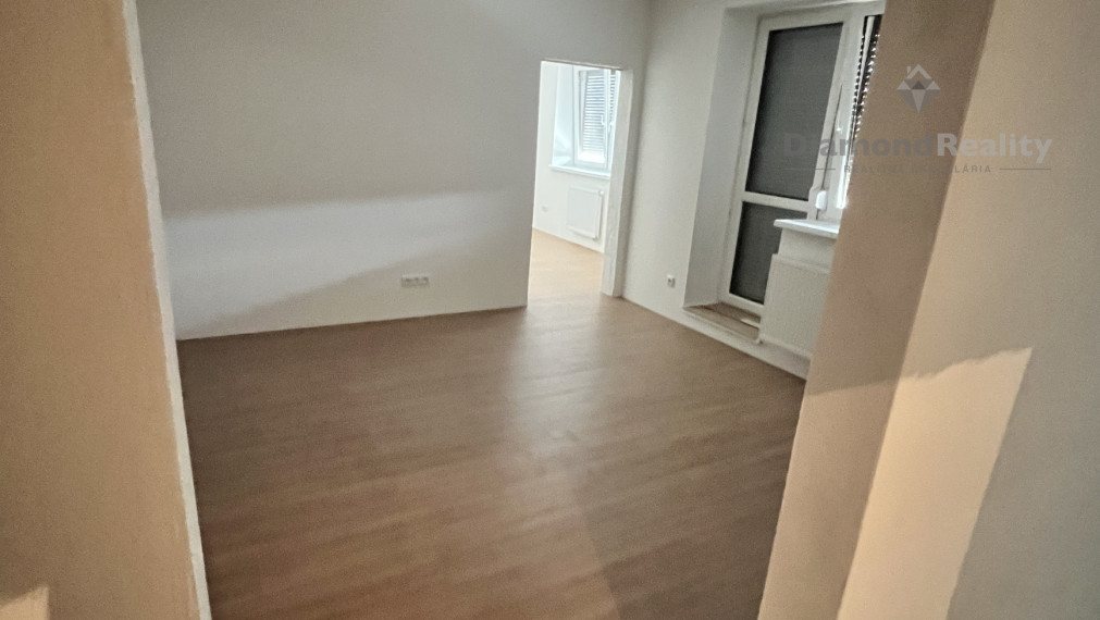 NA PREDAJ – MODERNÝ 2-IZBOVÝ BYT VO VEĽKOM ZÁLUŽÍ