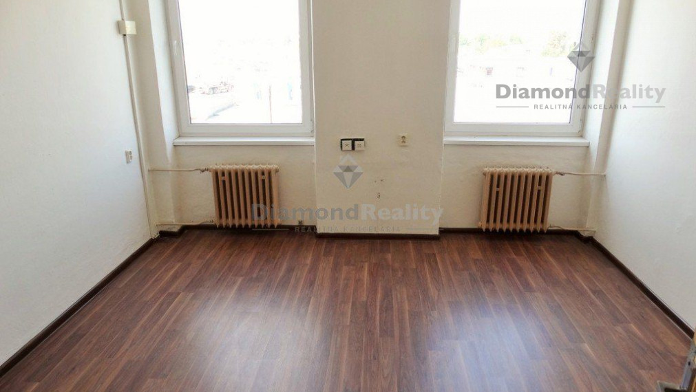 Na prenájom kancelárske priestory,24m2 Košická, Prešov