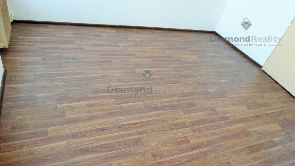 Na prenájom kancelárske priestory,18m2 Košická, Prešov