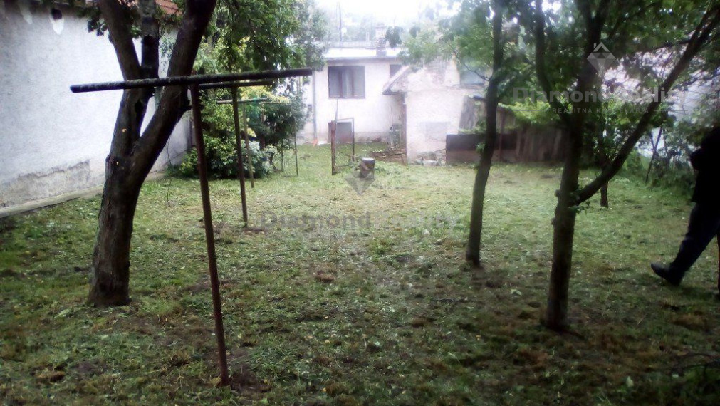 NA PREDAJ RODINNÝ DOM, Cerová