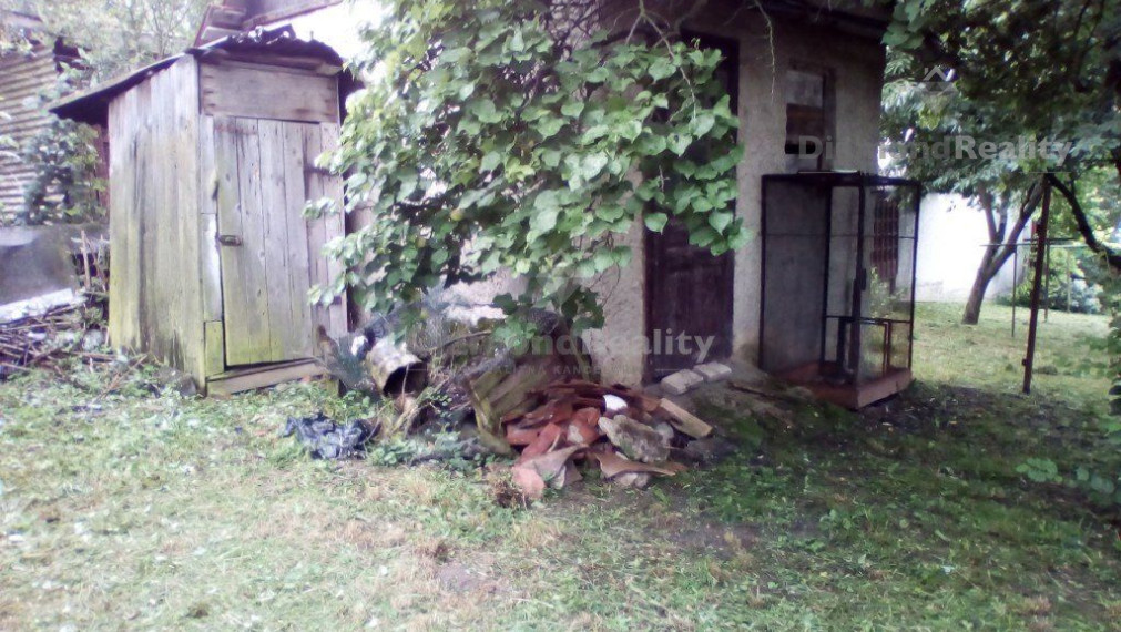 NA PREDAJ RODINNÝ DOM, Cerová