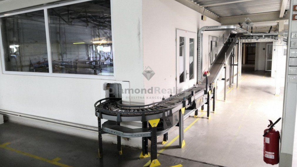 Na predaj logisticko-priemyselná budova v Malom  Šariši