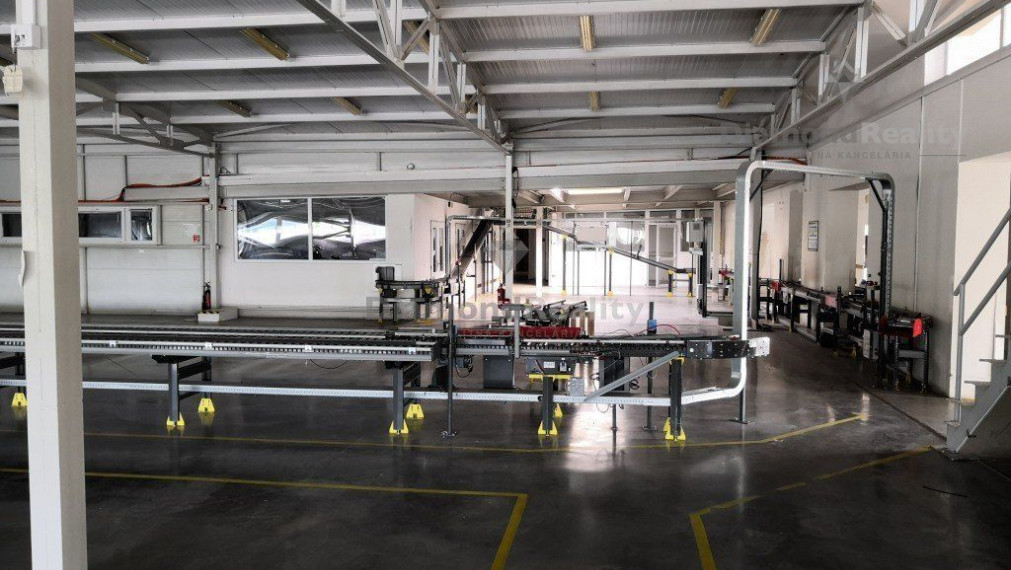 Na predaj logisticko-priemyselná budova v Malom  Šariši