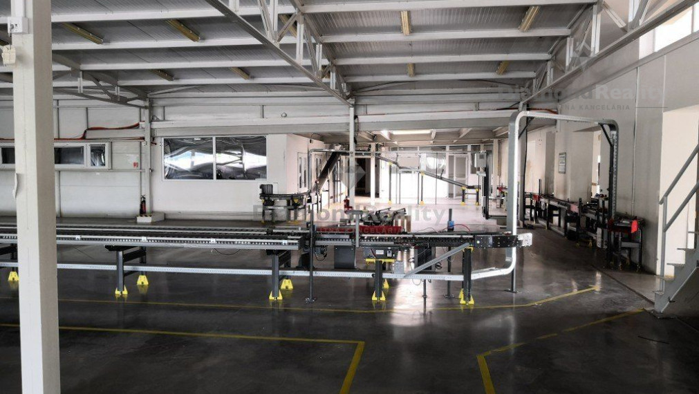 Na predaj logisticko-priemyselná budova v Malom Šariši