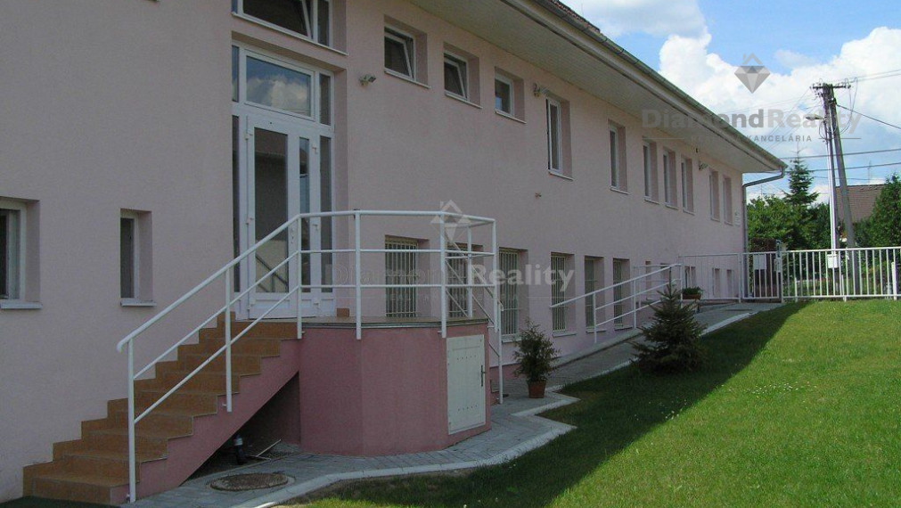 Na predaj logisticko-priemyselná budova v Malom Šariši